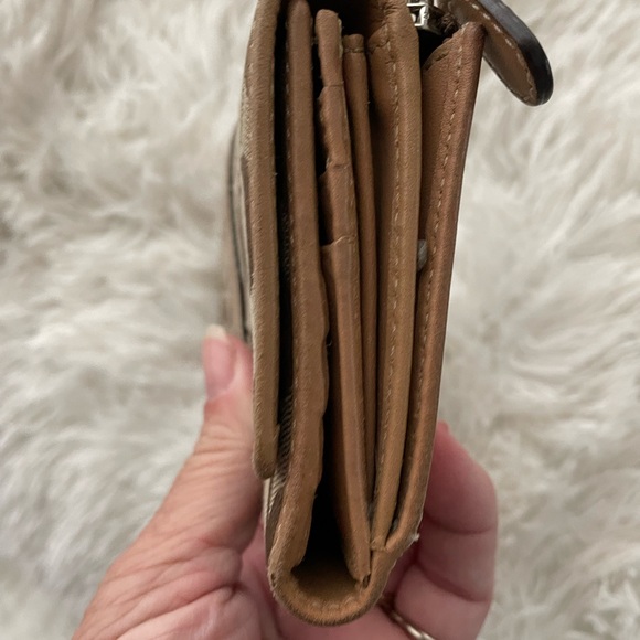 Coach Wallet Excellent condition - Picture 4 of 6